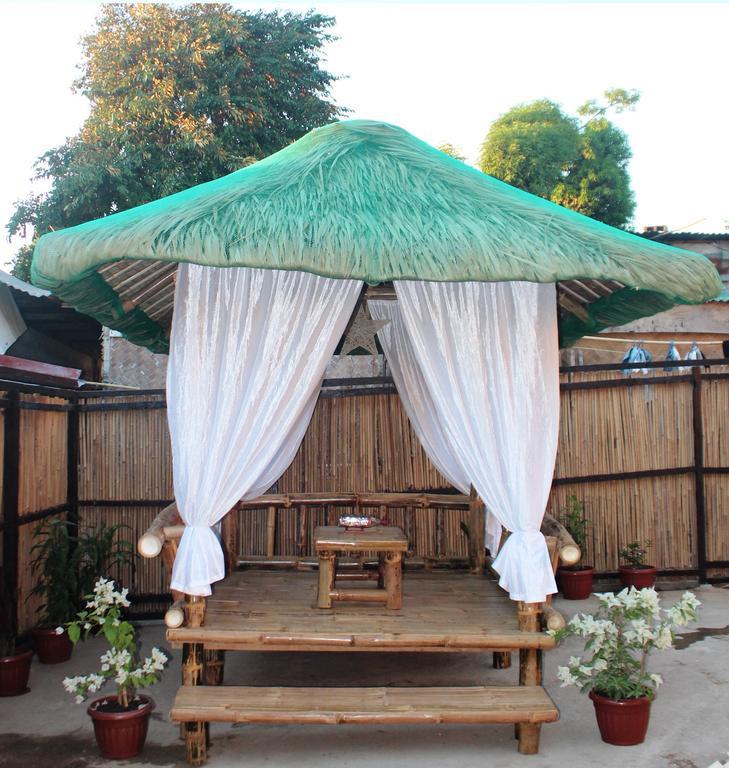 Coron Guapos Guesthouse Extérieur photo